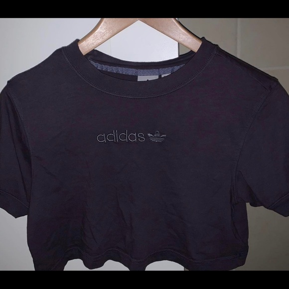 Adidas crop top - Picture 2 of 4